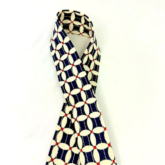 J. Crew Blue Red White Geometric Floral 100% Cotton Slide Buckle Fabric Belt - Picture 8 of 14